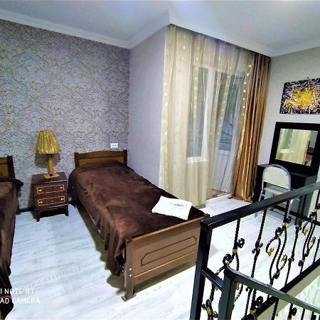 Irakli Guesthouse 博尔若米 外观 照片