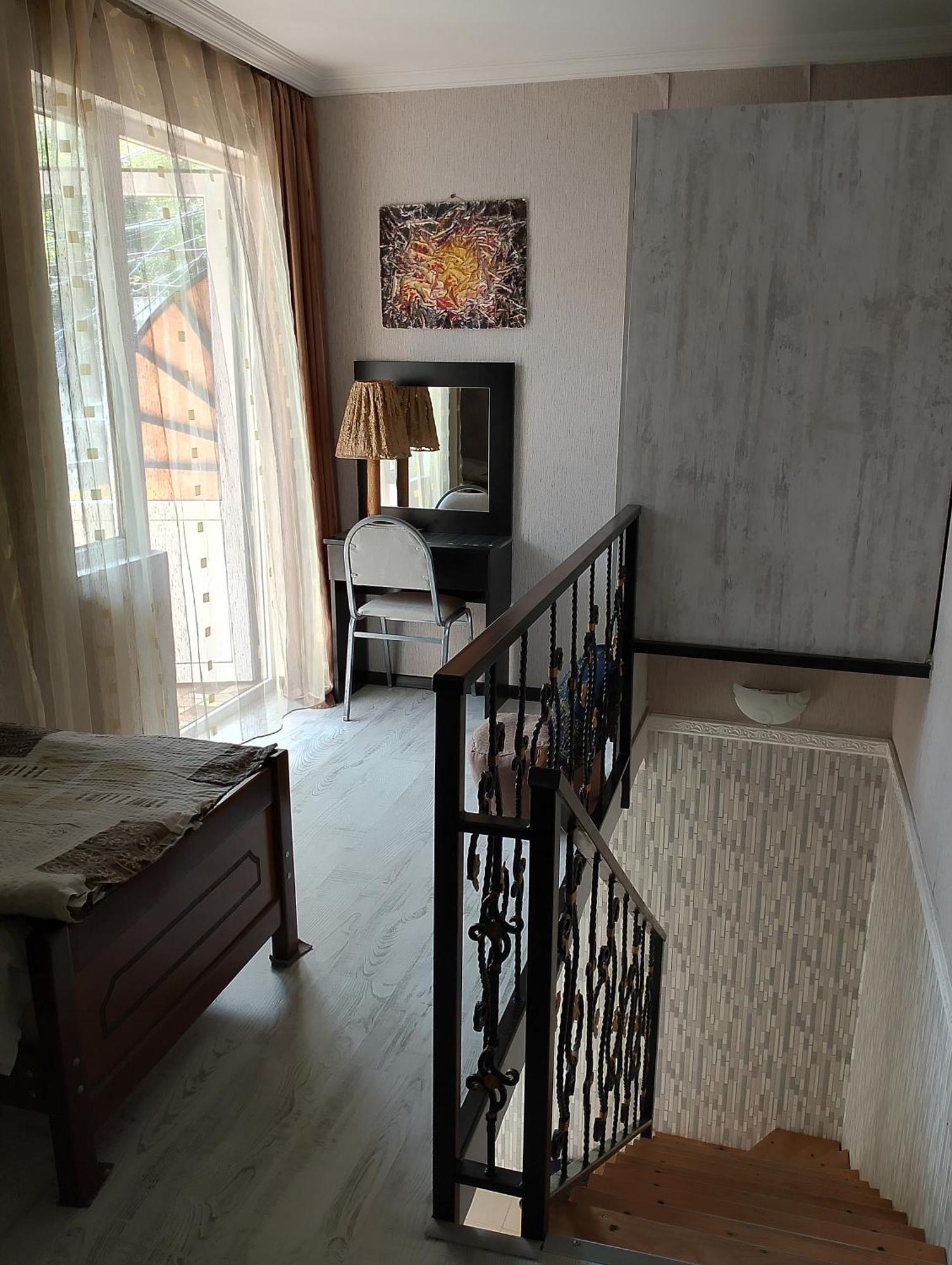 Irakli Guesthouse 博尔若米 外观 照片